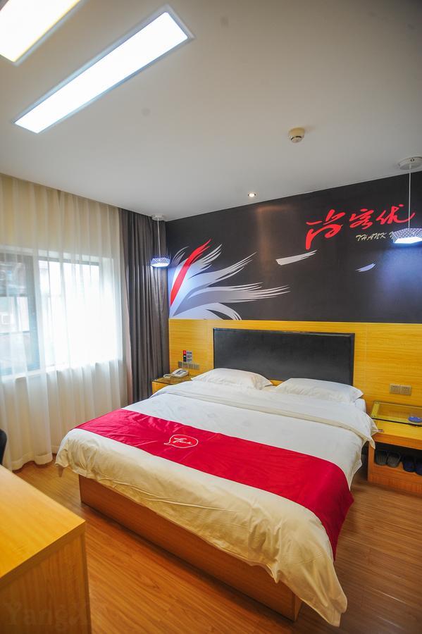 Thank Inn Chain Hotel Hunan Changsha Furong District Railway Station Екстер'єр фото